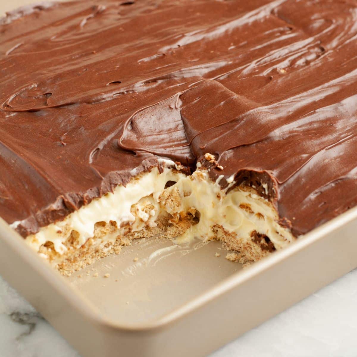 Pan with eclair cake. 