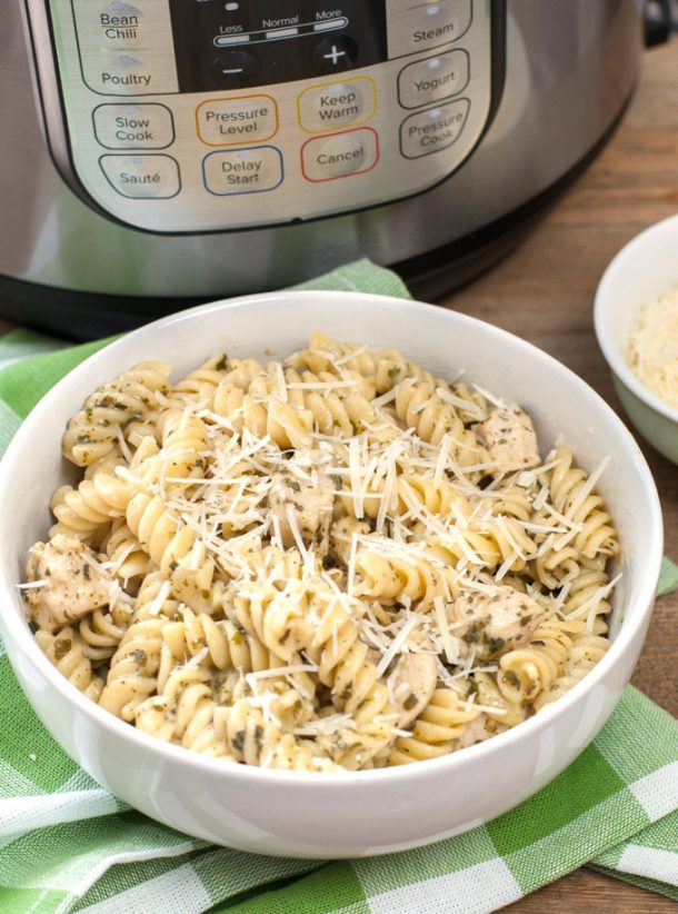 Instant Pot Chicken Pesto Pasta - Food Lovin Family