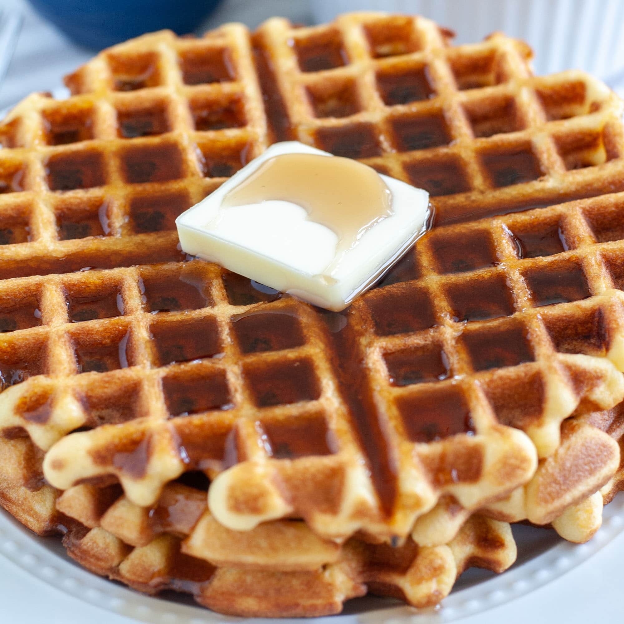 DIY Mcdonald's-inspired breakfasts and more with this Cuisinart waffle maker