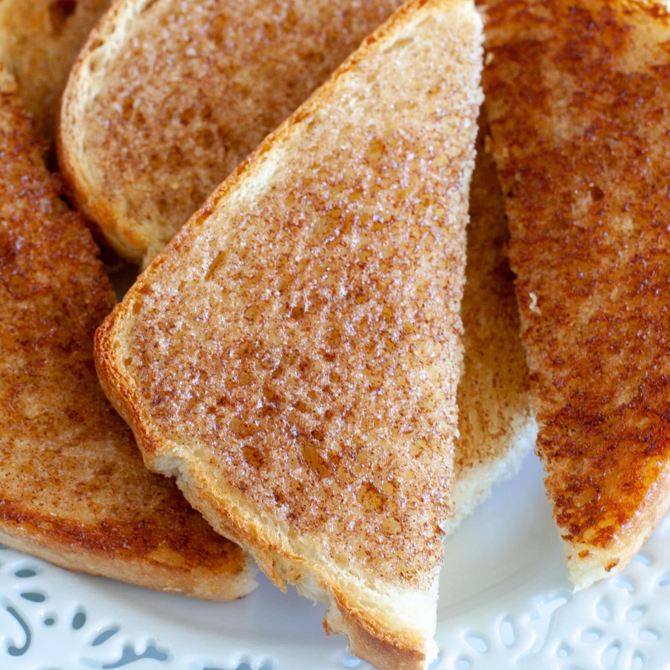 Perfect Cinnamon Toast Recipe (3 Ways) - Food Lovin Family