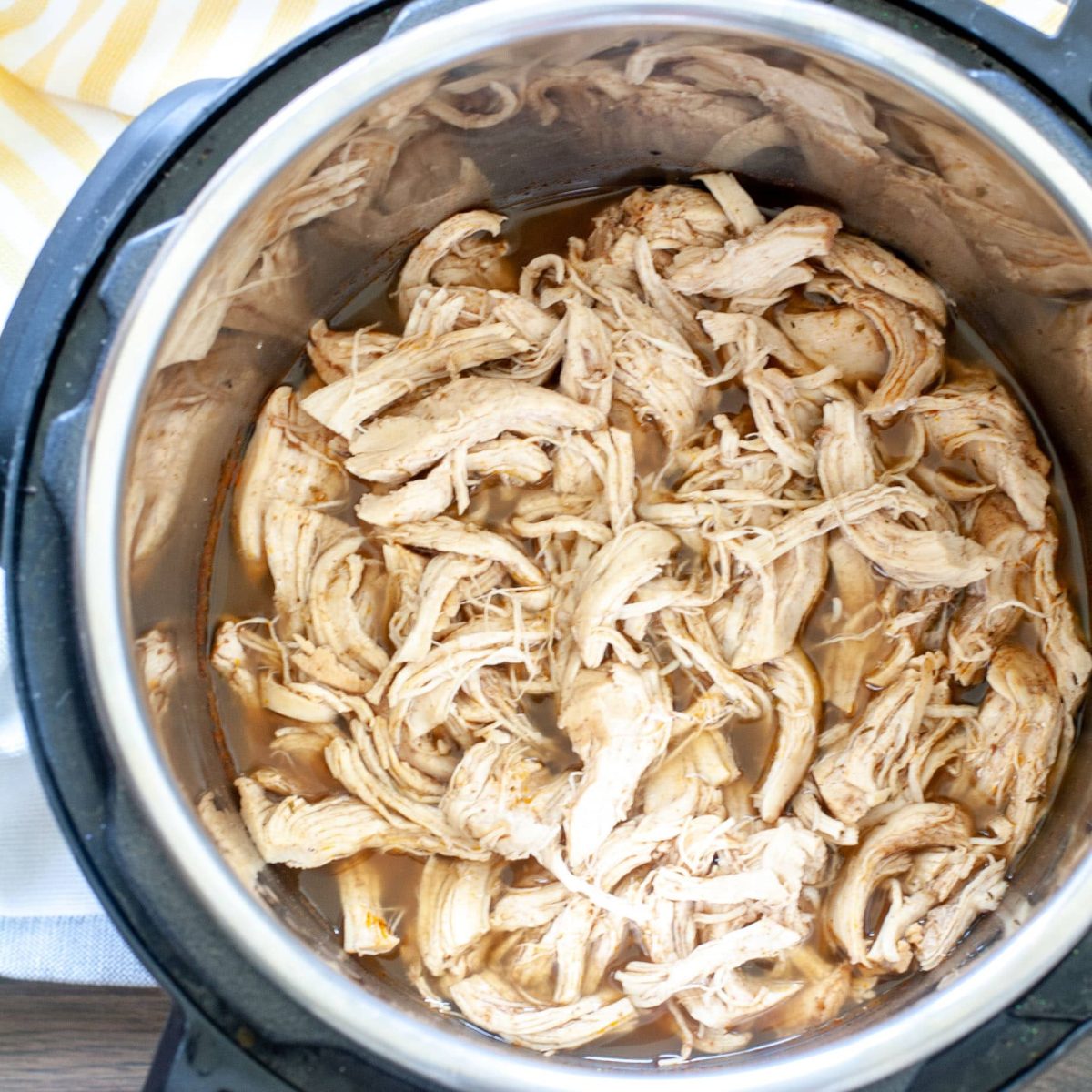 Instant Pot Pulled Chicken - Food Lovin Family