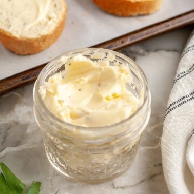 Homemade Garlic Butter with Garlic Powder - Food Lovin Family