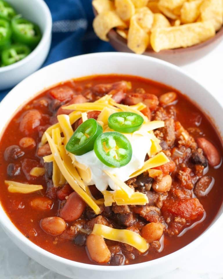 Three Bean Chili (With Ground Beef) - Food Lovin Family