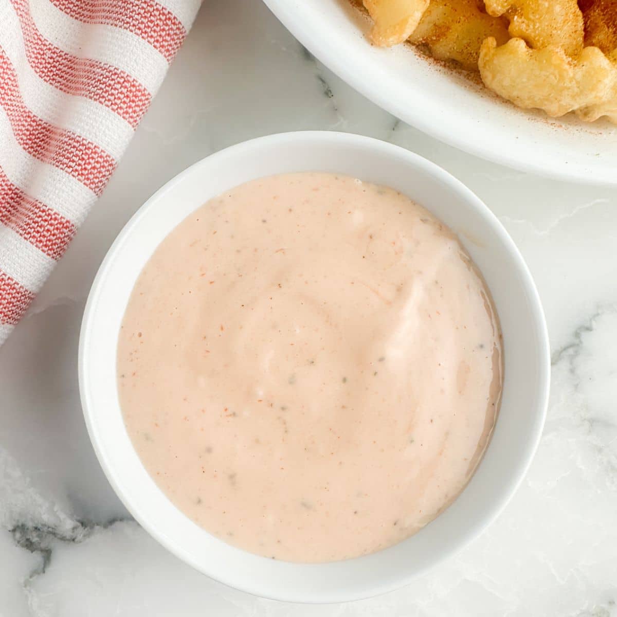 Bowl of fry sauce. 