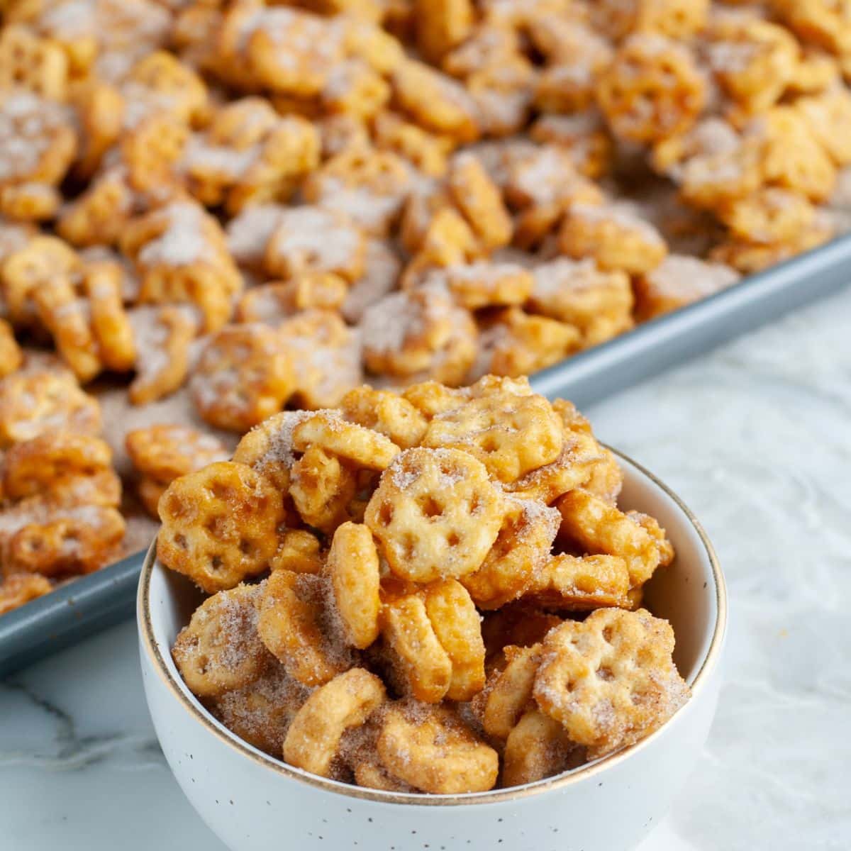 Bowl of churro snack mix. 